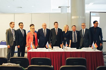 Delegation der MLU an der SJUU zur Unterzeichnung des Kooperationsvertrags 2017. [Foto: MLU/Anastasiia Bessonova]